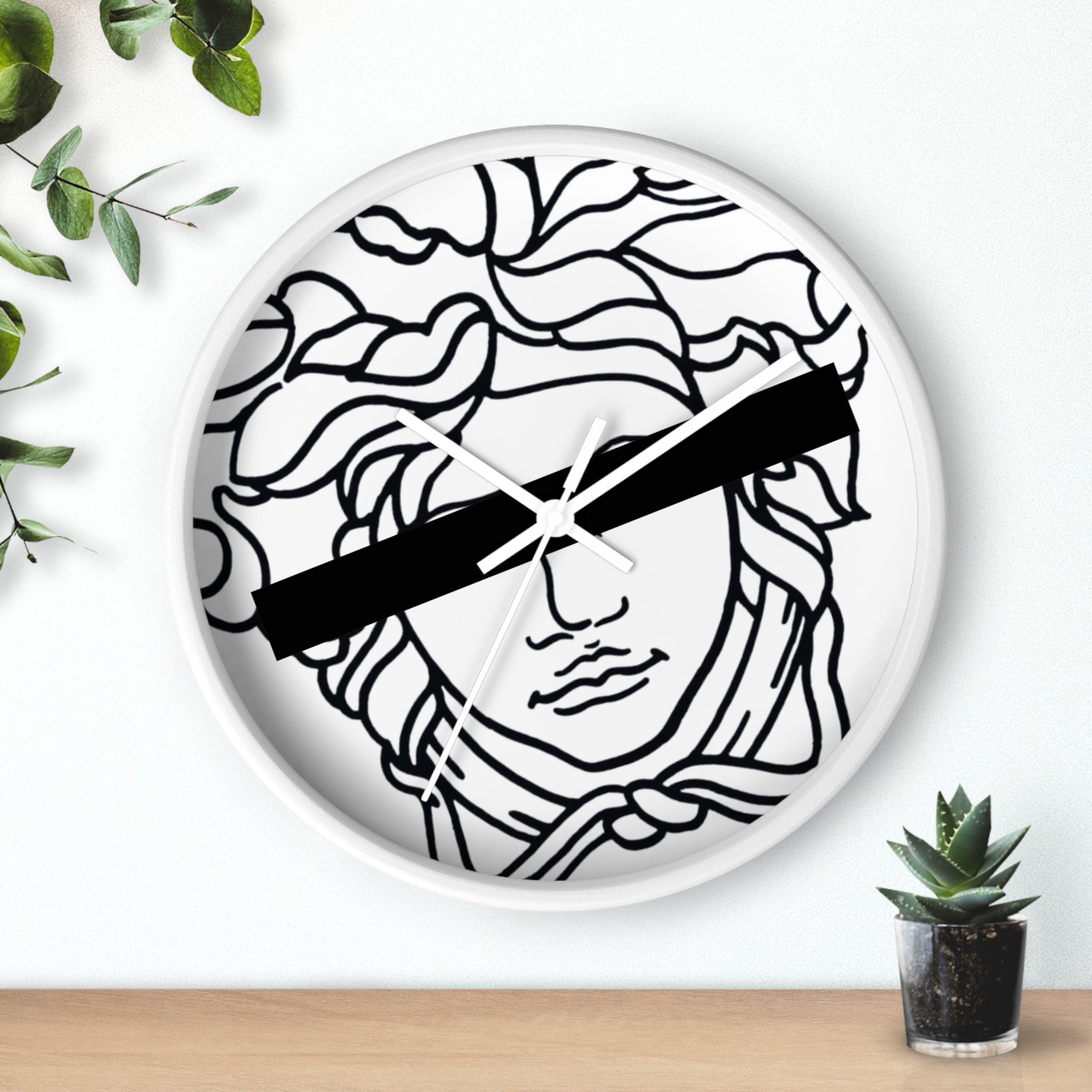 Medusa Head Luxury Wall Clock