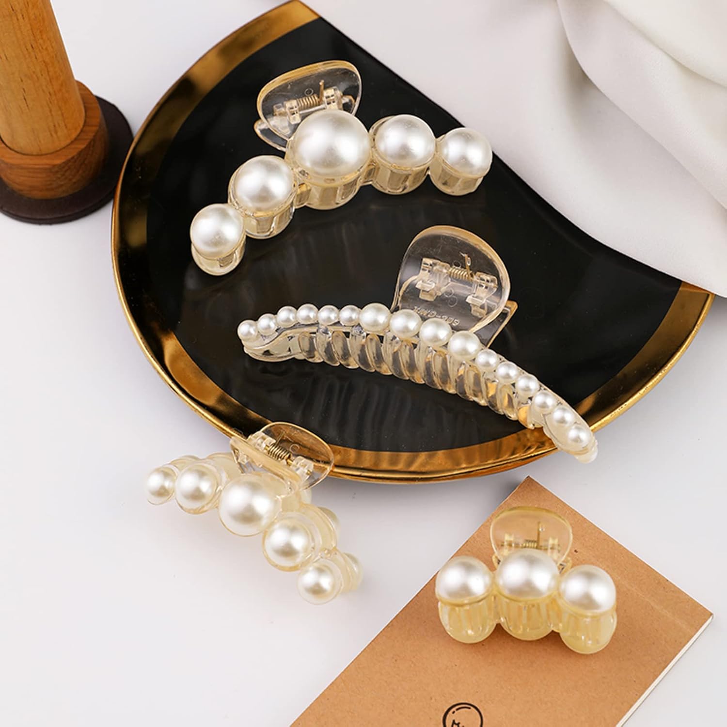 4 PCS Large Pearl Hair Claw Clips Set