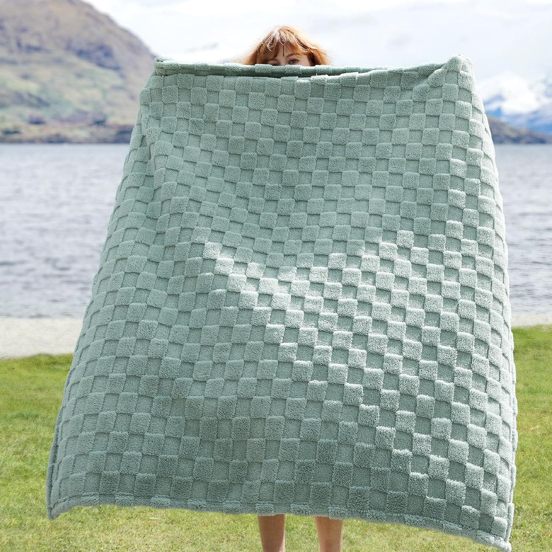 Sage Green Checkered Fleece Throw Blanket
