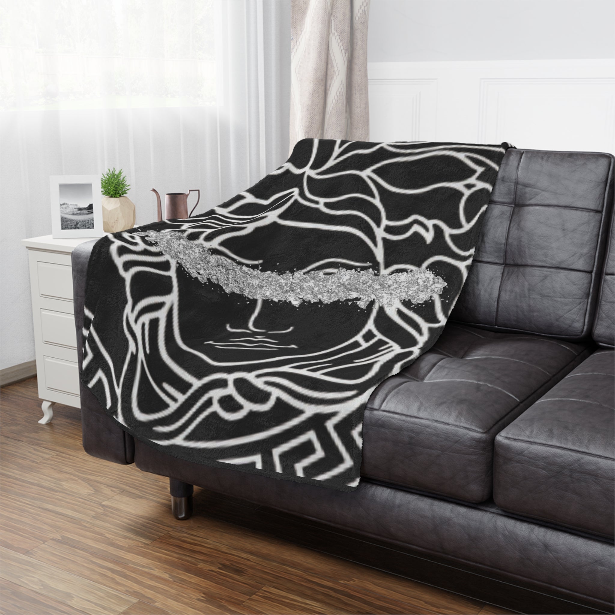 Luxury Medusa Head Microfiber Blanket