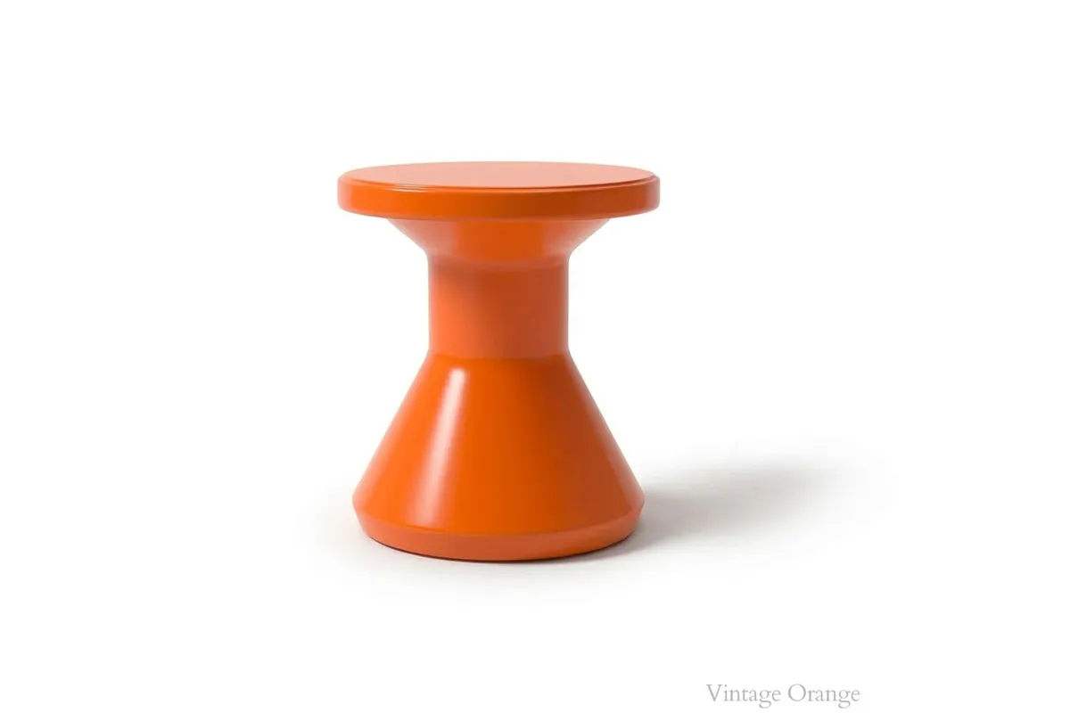 fluent side table vintage orange.webp fluent side table vintage orange.webp