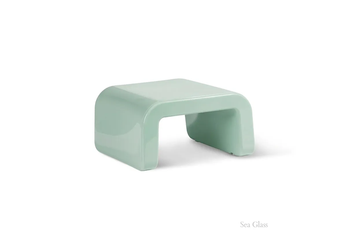 line ottoman sea glass.webp line ottoman sea glass.webp