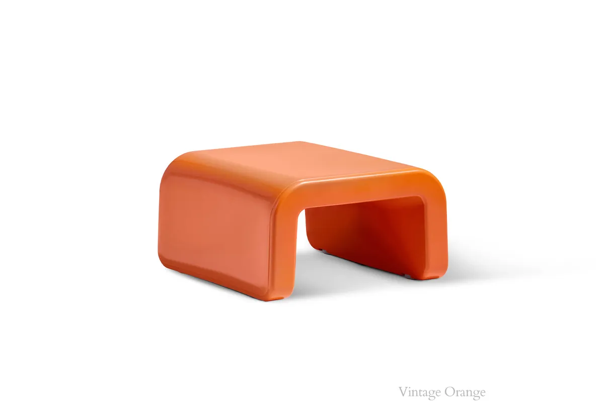 line ottoman vintage orange.webp line ottoman vintage orange.webp
